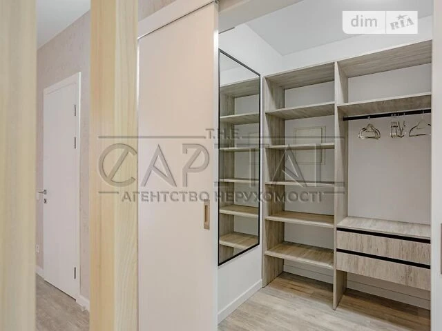 Продаж 2 поверхового будинку з ділянкою на 6 соток, 199 кв.