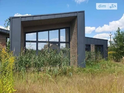 Продаж 1 поверхового будинку з ділянкою на 10 соток, 185 кв.