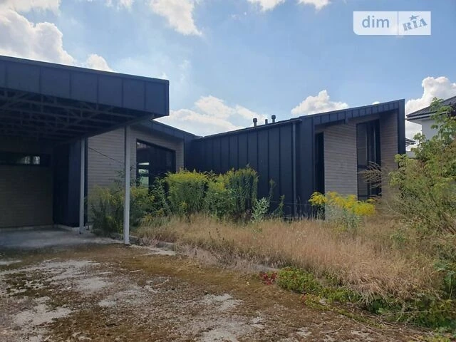 Продаж 1 поверхового будинку з ділянкою на 10 соток, 185 кв.