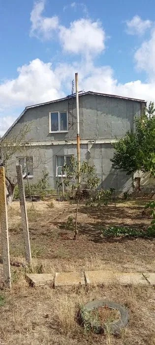 Продается 2-этажный дом 140 кв. м на участке 6 соток за 34 0
