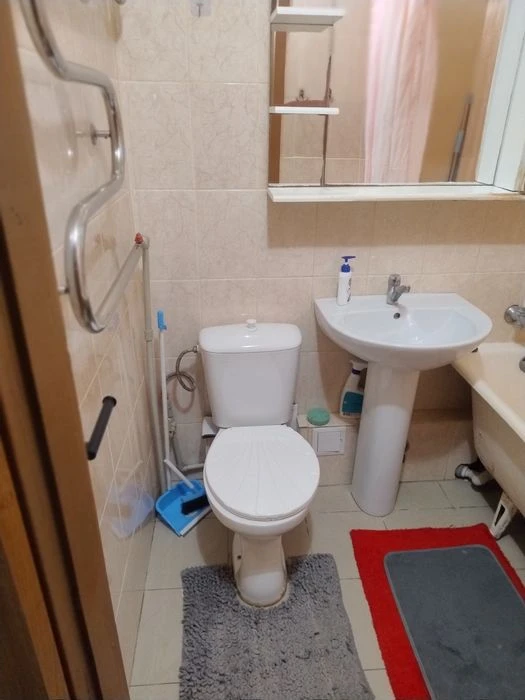Продам 2 комнатную квартиру, метро 23 Августа, Павлово Поле