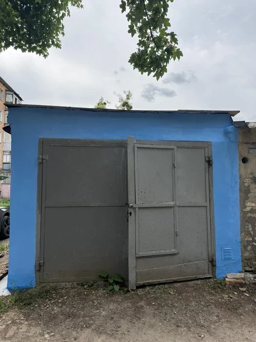 Продаж гараж на 29 школі усі документи ,окрема адреса