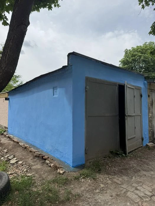 Продаж гараж на 29 школі усі документи ,окрема адреса