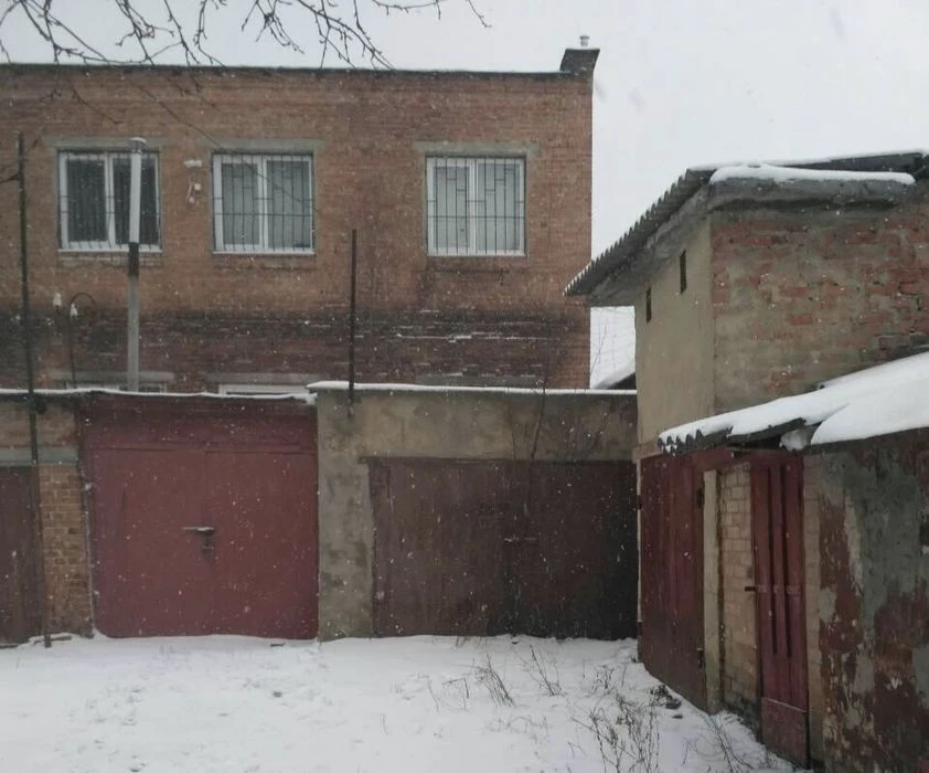 Гараж Центр ул. Фрунзе 20г капитальный