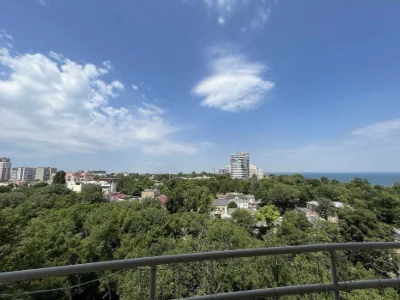Продам 2-х комнатную квартиру с террасой в элитном районе Одессы. Вид