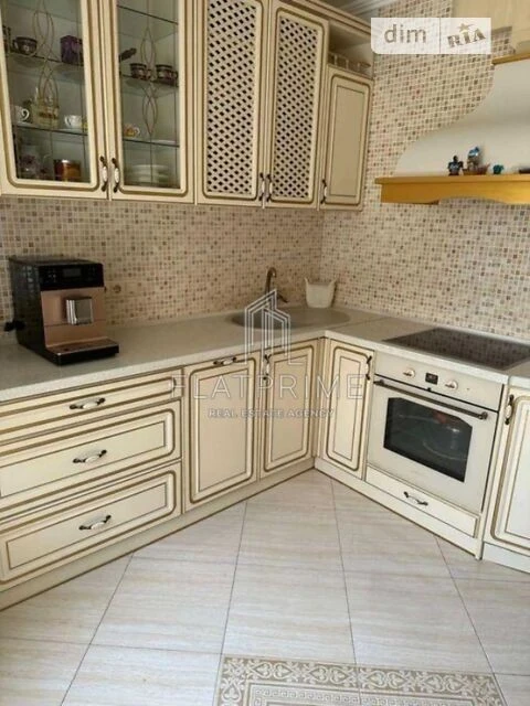 Продаж 2к квартири 71 кв. м на вул. Інженера Бородіна 6А • I