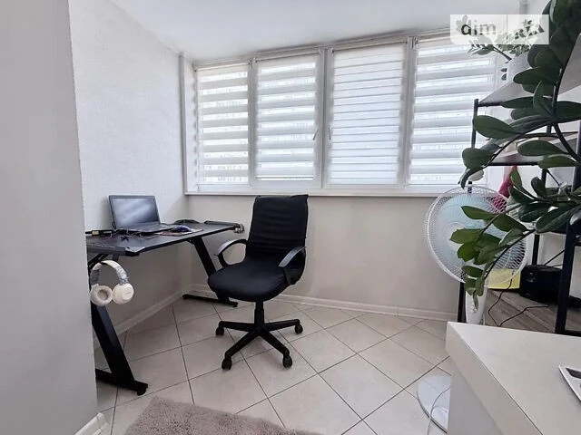 Продаж 3к квартири 81 кв. м на вул. Чавдар Єлизавети 34 • ID