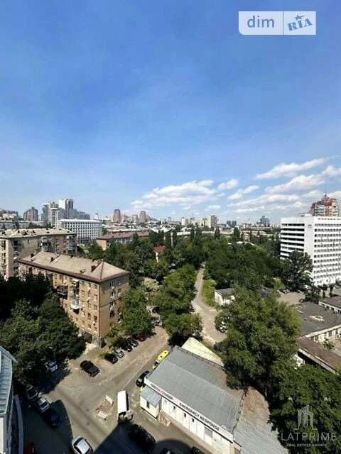 Продаж 1к квартири 56 кв. м на бул. Миколи Міхновського 14/1