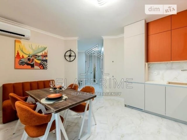 Продаж 2к квартири 58 кв. м на вул. Воскресенська 2В • ID 34