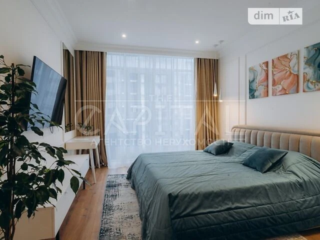 Продаж 3к квартири 118 кв. м на вул. Андрія Верхогляда 15Б •