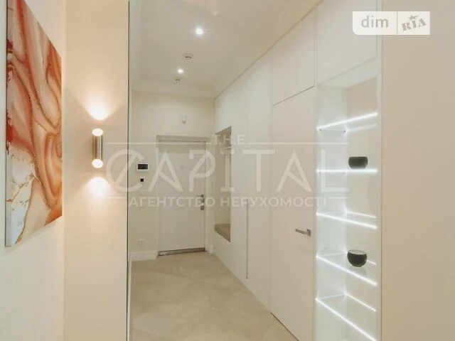 Продаж 3к квартири 118 кв. м на вул. Андрія Верхогляда 15Б •