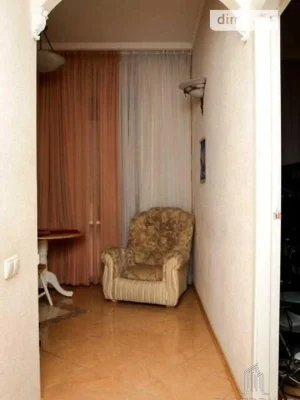 Продаж 1к квартири 43 кв. м на вул. Володимирська 37 • ID 34