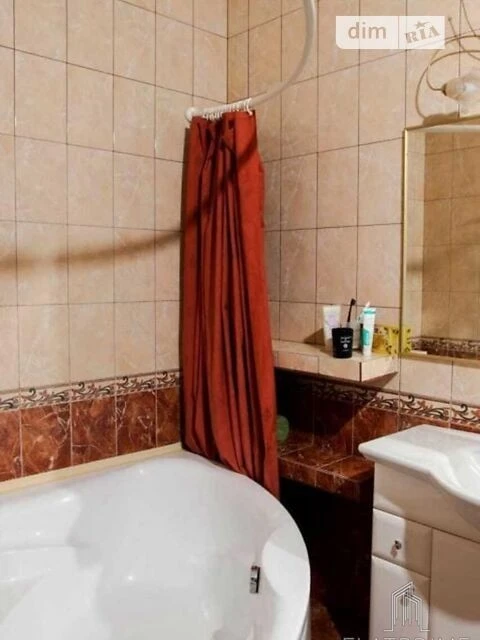 Продаж 1к квартири 43 кв. м на вул. Володимирська 37 • ID 34