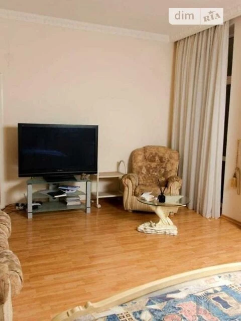 Продаж 1к квартири 43 кв. м на вул. Володимирська 37 • ID 34