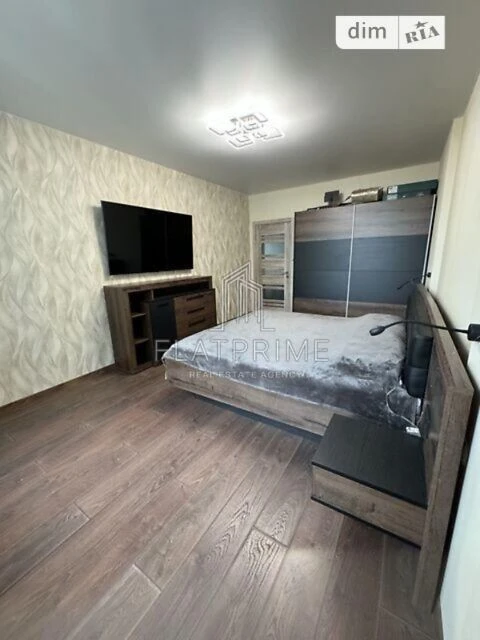 Продаж 3к квартири 81 кв. м на вул. Каховська 62 • ID 348024