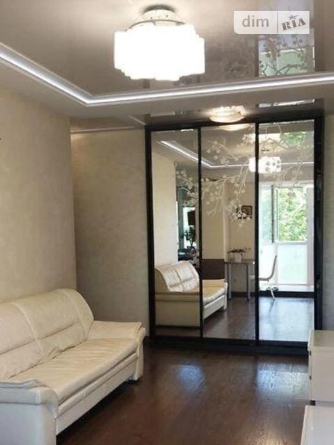 Продаж 3к квартири 60.3 кв. м на бул. Павла Вірського 45 • I