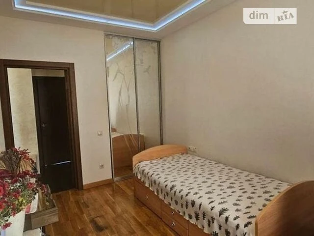 Продаж 3к квартири 60.3 кв. м на бул. Павла Вірського 45 • I