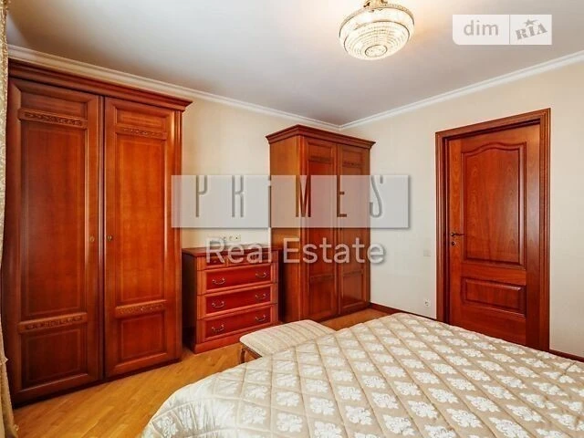 For sale 2-room apartment 87.3 sq. m. on Dragomanova Street 15A • ID 3