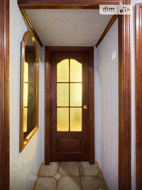 Продаж 2к квартири 42.6 кв. м на вул. Кирилівська 117 • ID 3