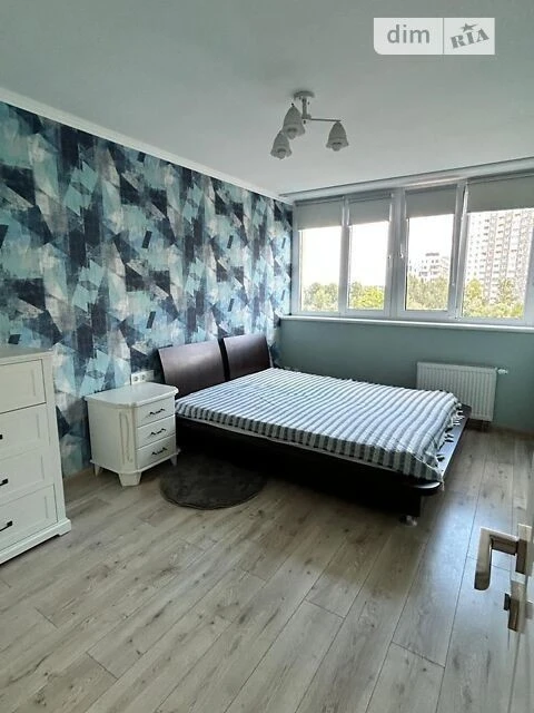 Продаж 1к квартири 39.8 кв. м на вул. Соломії Крушельницької