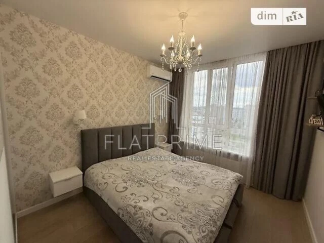 Продаж 3к квартири 84 кв. м на вул. Каховська 62А • ID 34802