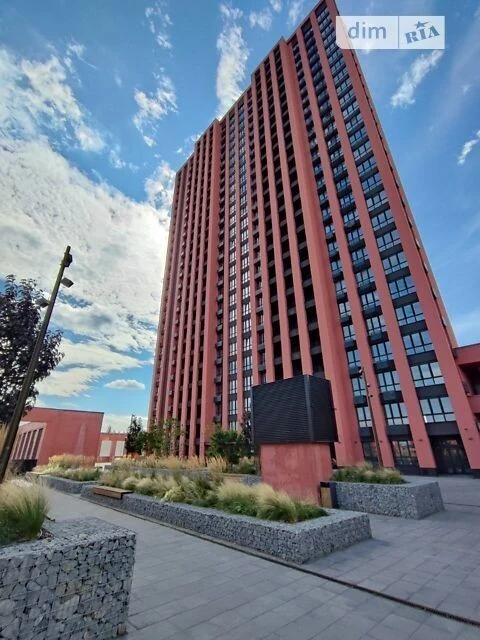 Продаж 2к квартири 65 кв. м на вул. Набережно-Рибальська дор