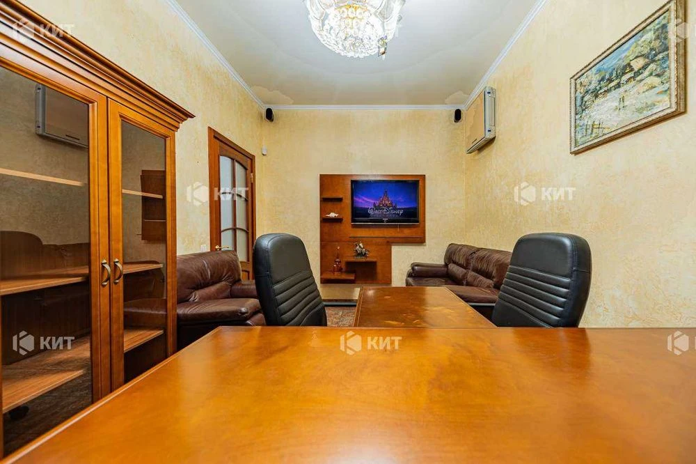 4 rooms, 72 sq. m., Center (Office, Sumskaya St. 73, Sumy Market) 133510