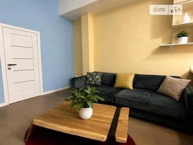 Продаж 1к квартири 39.2 кв. м на вул. Богдана Хмельницького