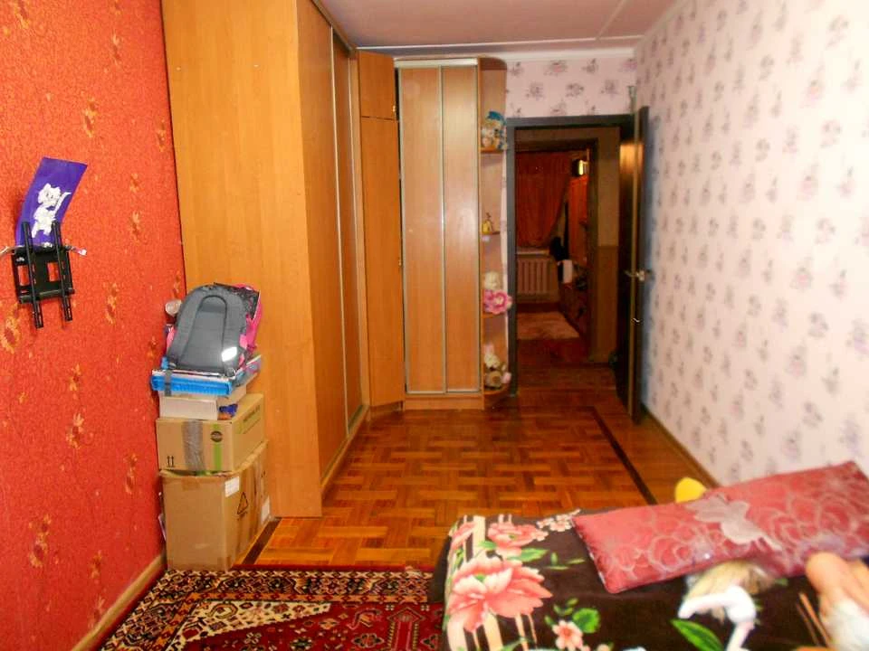 Apartment. Kharkiv, Newtona St.