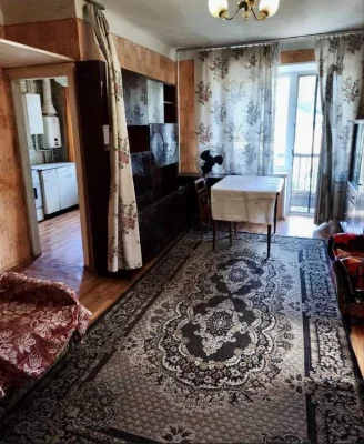 Продається квартира 2-к, 3/4, 44 м2,  вул Авіаконструкторськ