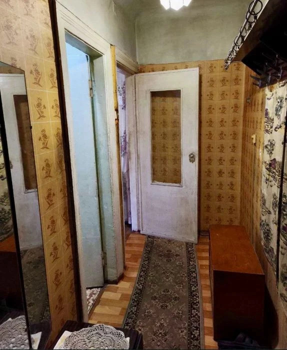 Продається квартира 2-к, 3/4, 44 м2,  вул Авіаконструкторськ