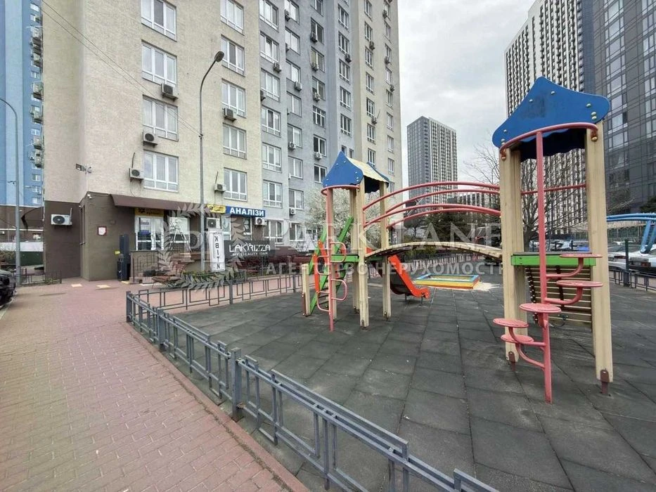 пр-кт Академіка Глушкова, 9Г, м. Теремки/Продаж 1-кімнатної