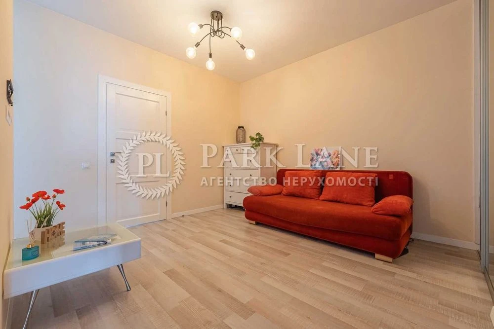 пр-кт Академіка Глушкова, 9Г, м. Теремки/Продаж 1-кімнатної