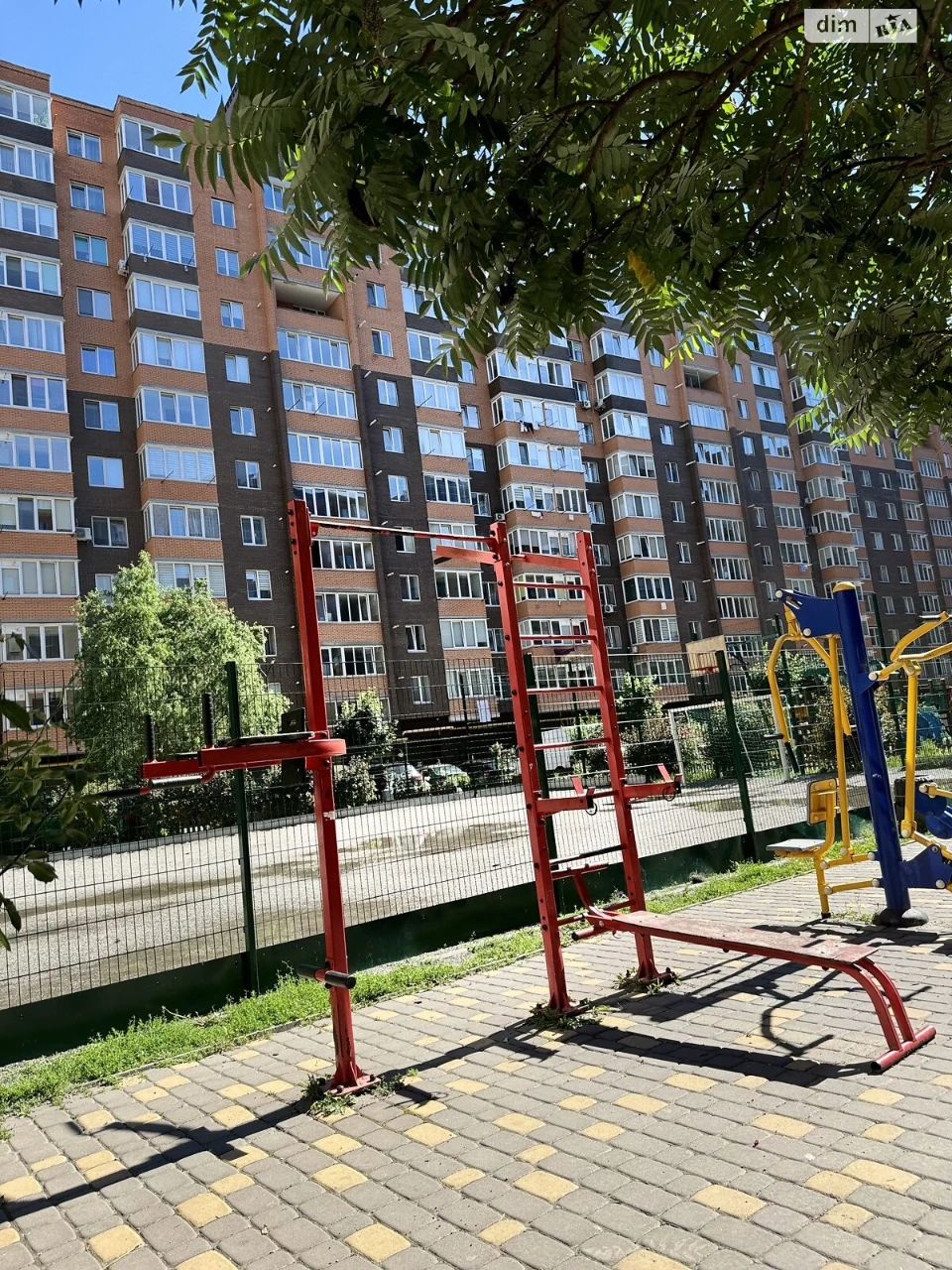 Продажа Отдельно стоящий гараж Киевская