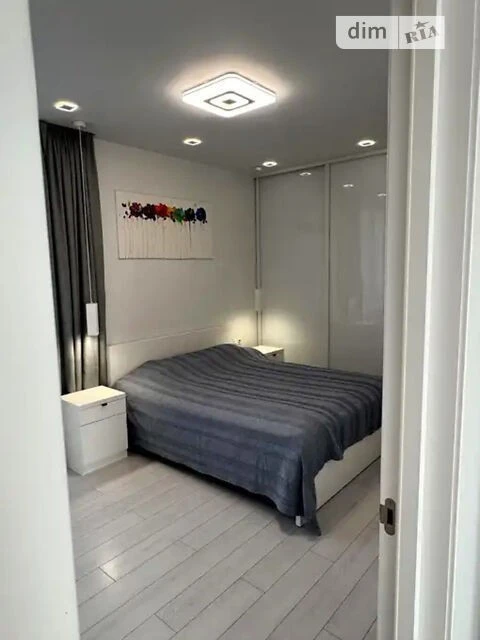 Продаж 2к квартири 55 кв. м на вул. Деміївська 13 • ID 34801