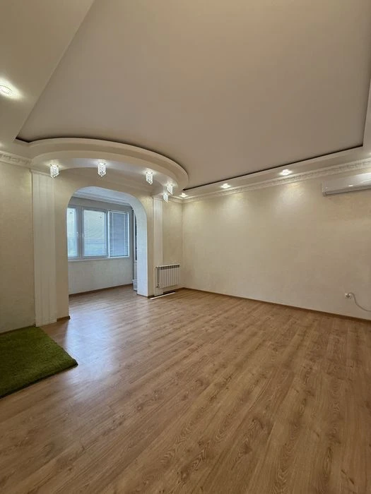 Продаж 3-кімнатної квартири, р-н Вишневий