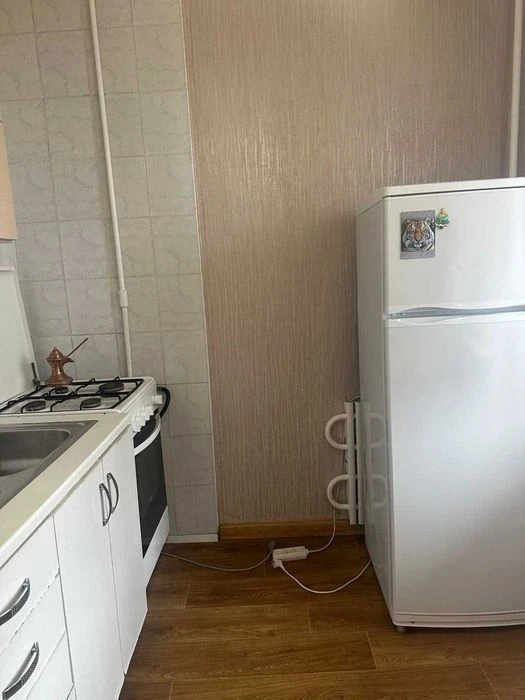 Продам реальную 1 к улучщенку ( 2-х балконка ) на Алексеевке