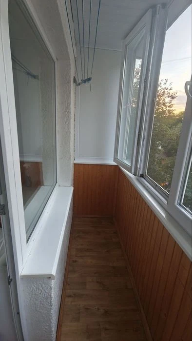 двокімнатна квартира в центрі з меблями