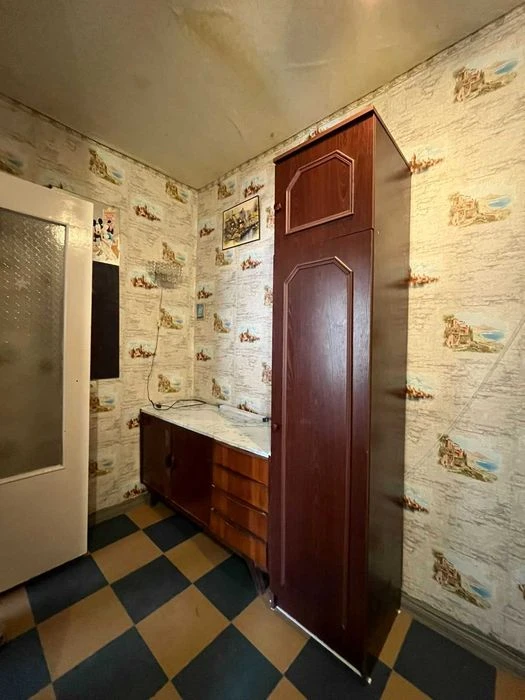 В продажу однокімнатна квартира (Жадова)