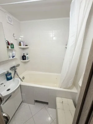 Без% Продам 1к 37м2 Київ вулиця Академіка Кіпріанова 6А метр