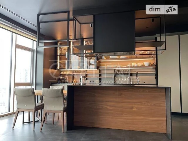 Продаж 7к квартири 265 кв. м на вул. Буслівська 12 • ID 3480