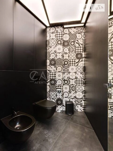 Продаж 7к квартири 265 кв. м на вул. Буслівська 12 • ID 3480