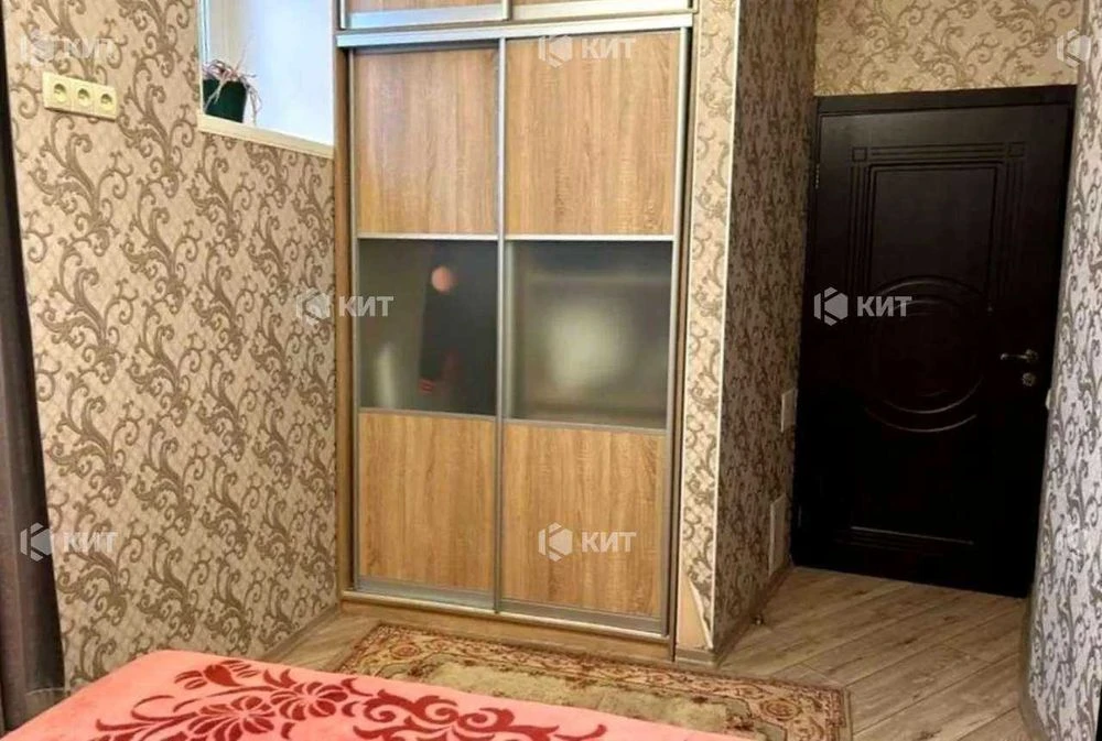 2 ком., 51м2, Центр (метро Архитектора Бекетова, ул. Алчевских 1/13)