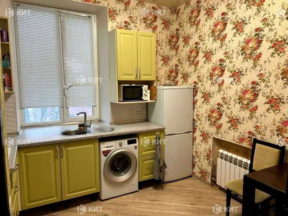 2 ком., 51м2, Центр (метро Архитектора Бекетова, ул. Алчевских 1/13)