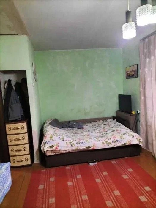 Продам 1-к квартиру  на ХТЗ