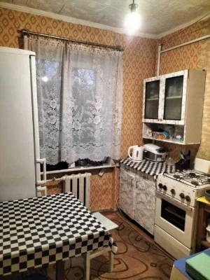 Продам 1-к квартиру  на ХТЗ