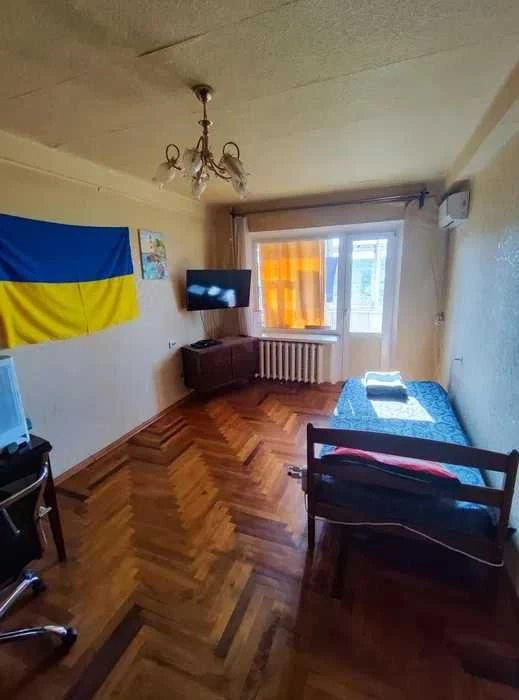 Продажа: Однокомнатная квартира ул.