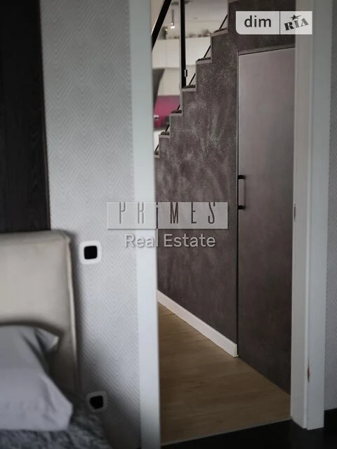Продаж 3к квартири 140 кв. м на вул. Пріорська 16 • ID 34801