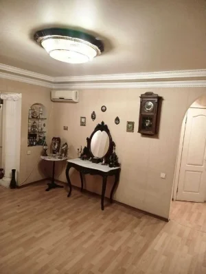 1-к, вул.Кирилівська , 126/2