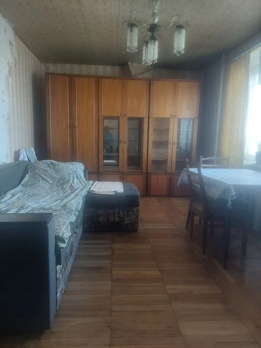 2 кімн.кв 10/14 цегл.Малий ринок 58м.кв 27000 у.о